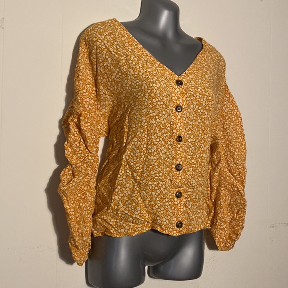Maeve Anthropologie Floral Button V Neck - Picture 4 of 7